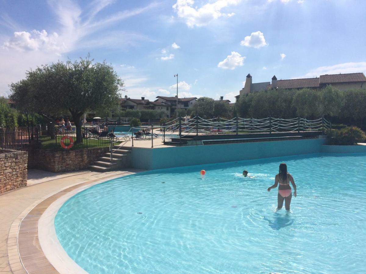 Апартаменти La Chicca Del Garda Песк'єра-дель-Гарда Екстер'єр фото