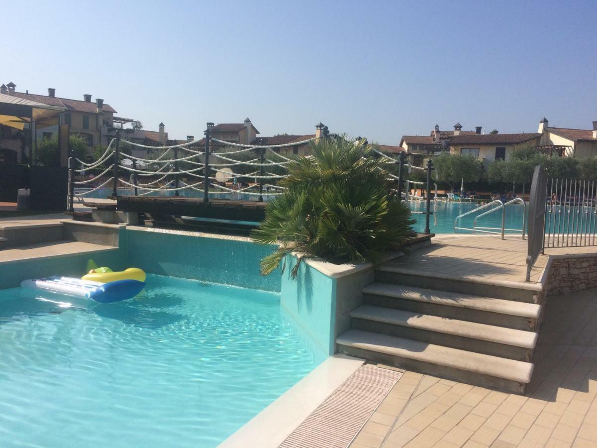 Апартаменти La Chicca Del Garda Песк'єра-дель-Гарда Екстер'єр фото