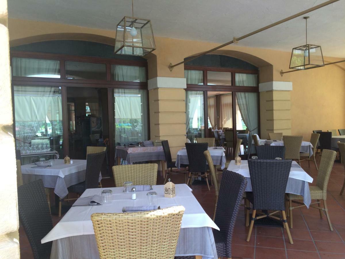 Апартаменти La Chicca Del Garda Песк'єра-дель-Гарда Екстер'єр фото