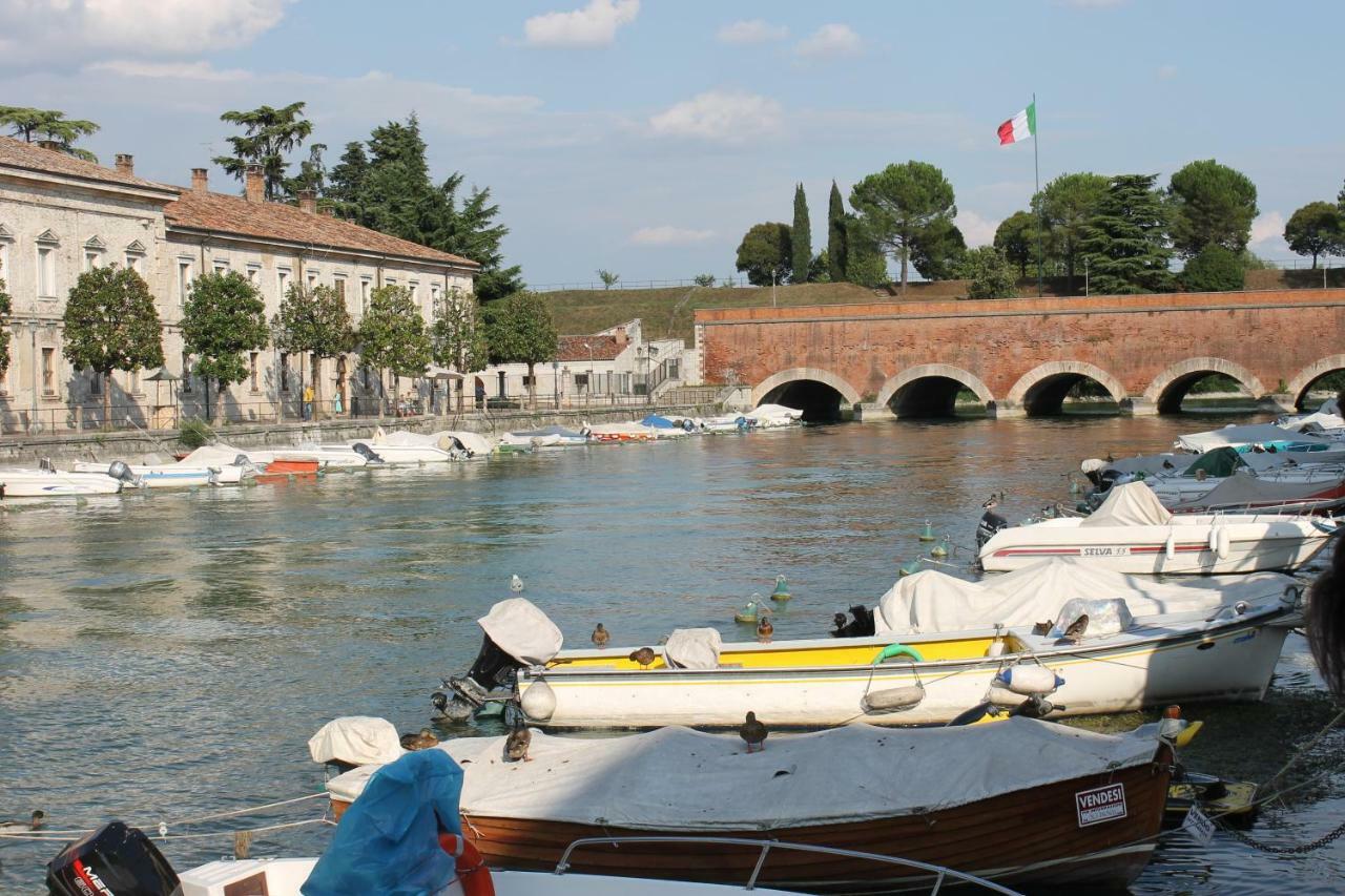 Апартаменти La Chicca Del Garda Песк'єра-дель-Гарда Екстер'єр фото