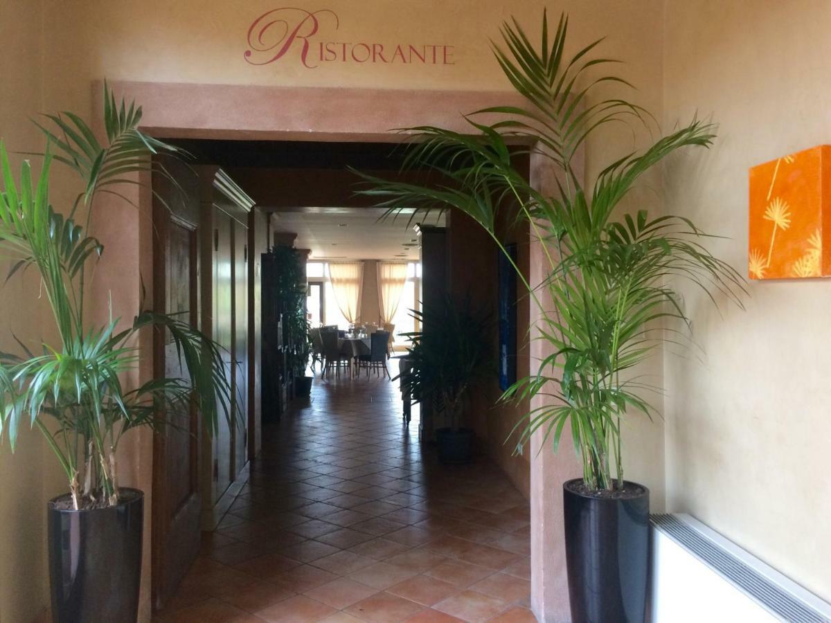 Апартаменти La Chicca Del Garda Песк'єра-дель-Гарда Екстер'єр фото