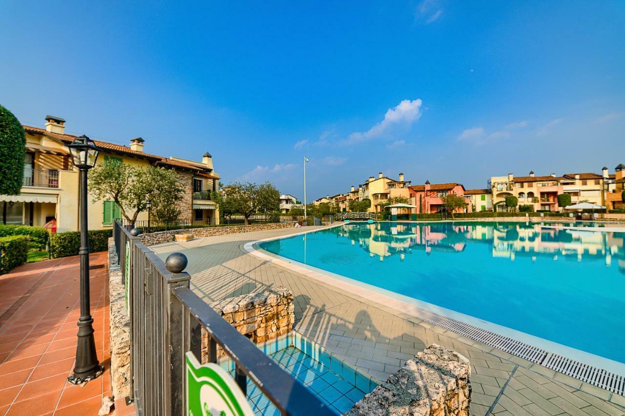Апартаменти La Chicca Del Garda Песк'єра-дель-Гарда Екстер'єр фото