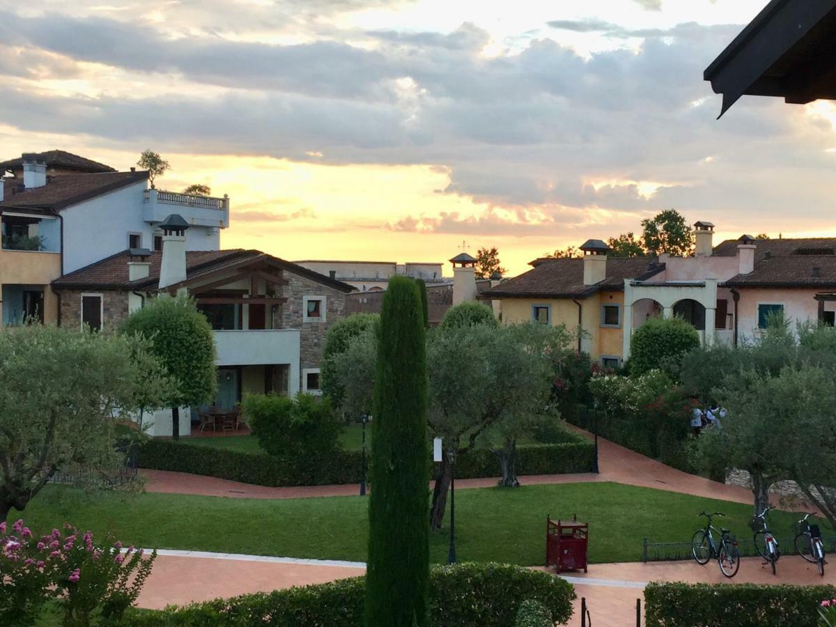 Апартаменти La Chicca Del Garda Песк'єра-дель-Гарда Екстер'єр фото