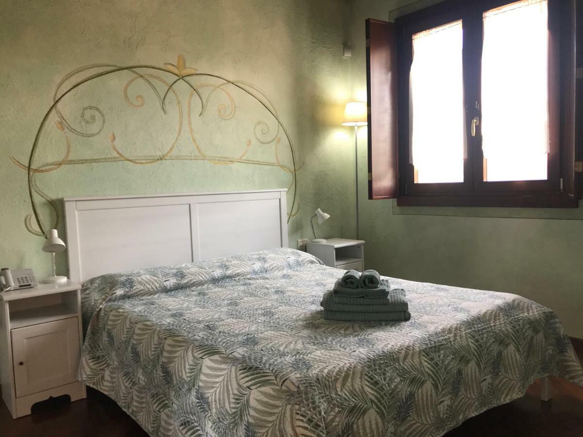 Апартаменти La Chicca Del Garda Песк'єра-дель-Гарда Екстер'єр фото