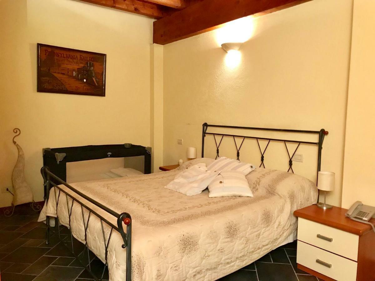 Апартаменти La Chicca Del Garda Песк'єра-дель-Гарда Екстер'єр фото